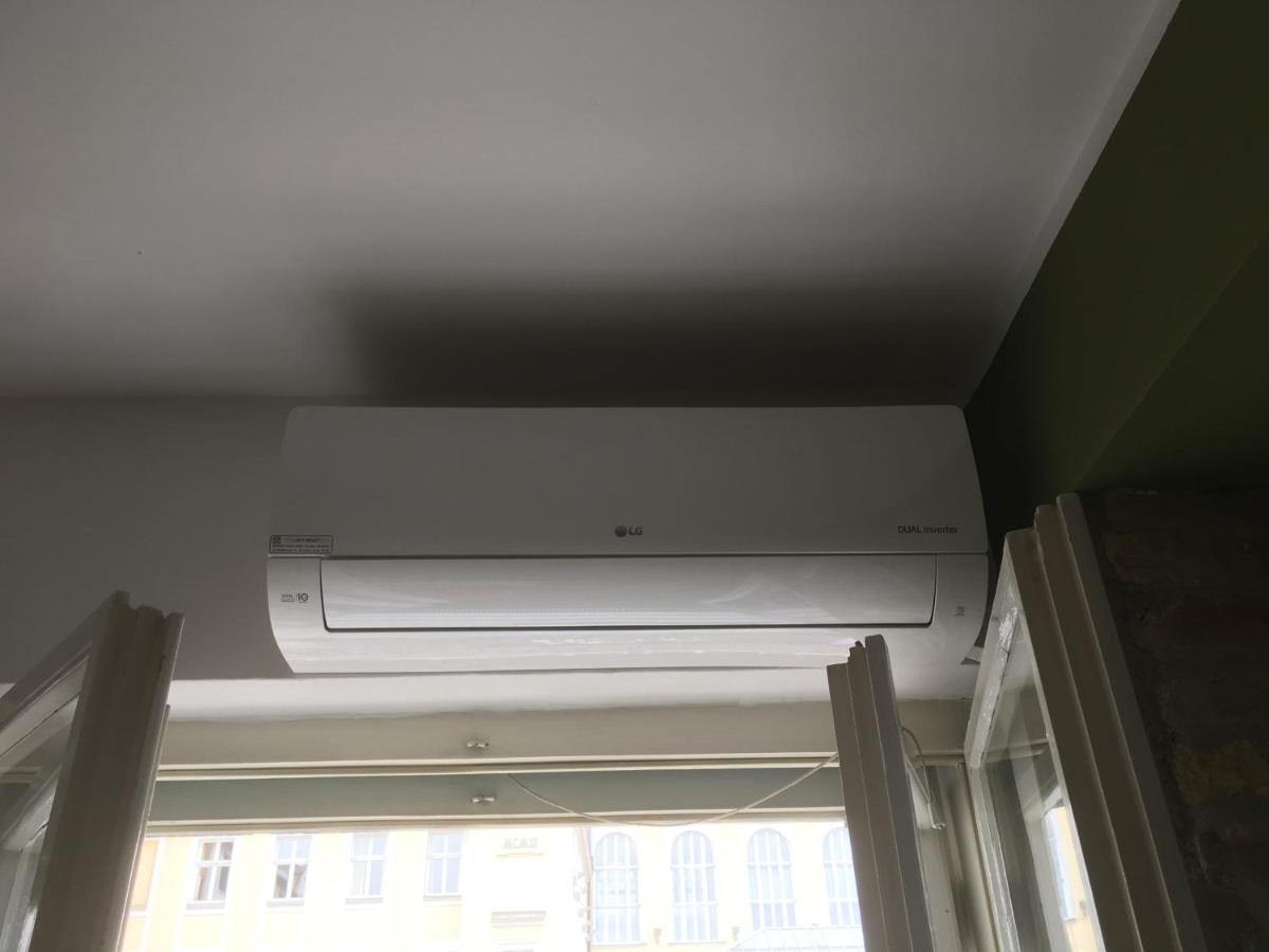 Apartment Sarajevo, Lovely Two Bedroom In The Very Center Sarajevo